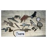 BLOW GUNS, FITTINGS, REGULATOR