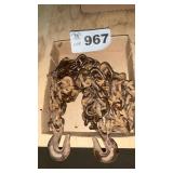 10 FOOT CHAIN, 2 HOOKS