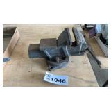 5 INCH VISE
