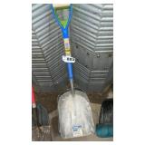 2 SCOOP SHOVELS