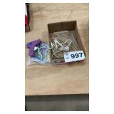 GLUE GUN WITH GLUE STICKS