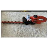 BLACK AND DECKER CORDED HEDGETRIMMER