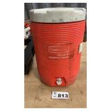 RUBBERMAID COOLER