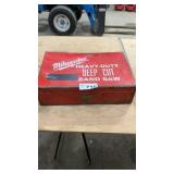 MILWAUKEE HEAVY DUTY DEEP CUT BAND SAW