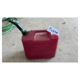 5 GAL PLASTIC GAS CAN