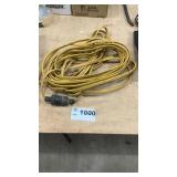 EXTENSION CORD