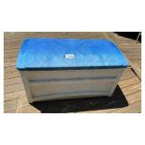 PLASTIC OUTDOOR BIN, 24 x 46
