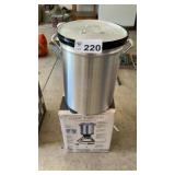PROPANE TURKEY FRYER, NIB