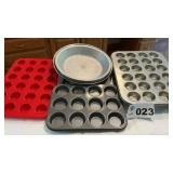 MUFFIN PANS. COOKIE SHEET