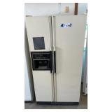 WHIRLPOOL SIDE BY SIDE REFRIGERATOR