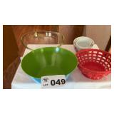 SERVING BOWLS, STACKING BOWLS