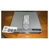MAGNAVOX DVD PLAYER WITH REMOTE