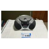 AM/FM. CD RADIO