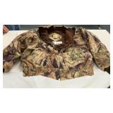 HEAVY CAMO COAT, SIZE LARGE