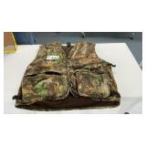 CAMO VEST, LARGE POCKETS, SIZEXL