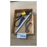 STRAP WRENCHES
