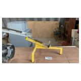 CLAY PIGEON LAUNCHER