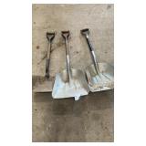 3 SHOVELS