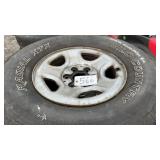 CHEVROLET  6 LUG STEEL RIMS, 265/75R 16, 2 GOOD