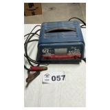 SCHUMACHER 6/2 AMP BATTERY CHARGER