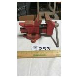 3.5 OLYMPIA VISE