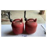 2 PLASTIC GAS CANS