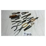 PLIERS, SNIPS, KNIVES