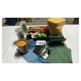 SPONGES, SCRATCH PADS, BRUSHES, MESH BAGS,