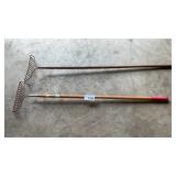 2 GARDEN TINES