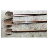 3 ROUNDED SHOVELS
