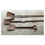 3 FLAT SHOVELS