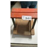ROLL AROUND SERVICE SEAT