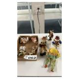 FIGURINES, TRINKETS