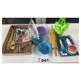 UTENSILS, SMALL BOWLS, ROLLING PIN