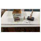 MUSIC BOXES, LIGHTER