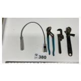 CHANNEL LOCK PLIERS, PIPE WRENCH, FLEX LIGHT