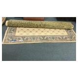 AREA RUG, 8 FT X 10 FT