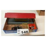 586F WAYSIDE STATION LIGHTED, TRACK GANG 6, COW,