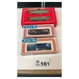 ARMY FLAT CAR W TANKS, ATSF BOXCAR, CONRAIL