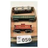 926 GULF 3 DOME TANK CAR, 931 TEXAS & PACIFIC