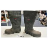 RUBBER BOOTS, SIZE 6