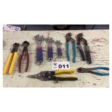 ADJUSTABLE WRENCHES, NIPPERS, METAL CUTTERS