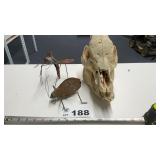 SKULL, 2 BRASS BUGS