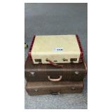 3 VINTAGE SUITCASES