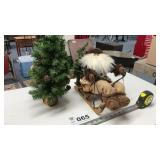 CHRISTMAS DISPLAYS