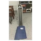 UPRIGHT FAN, MOVING BLANKET