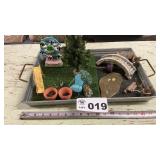 GALVANIZED PAN WITH GARDEN SCENERY