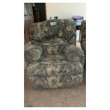 CAMO RECLINER