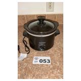 TOASTMASTER SMALL CROCKPOT