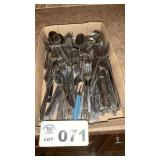 FLATWARE